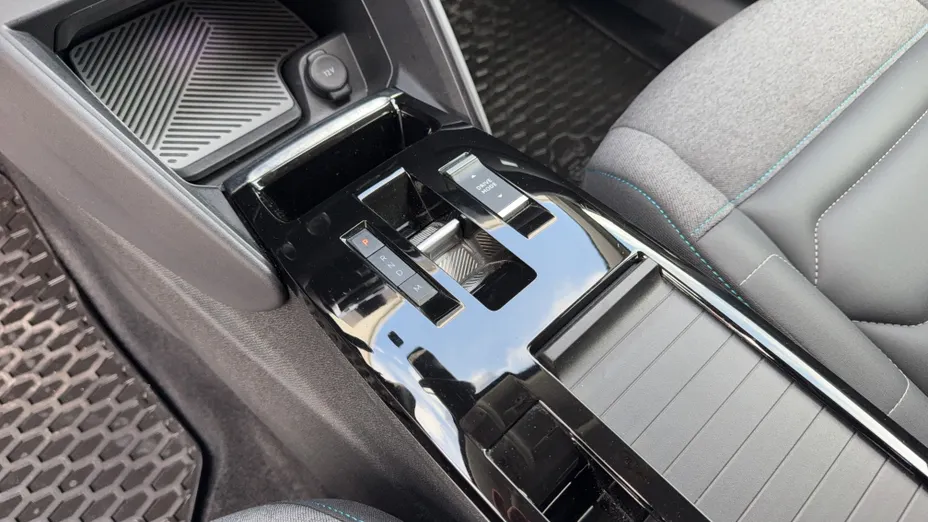 CITROEN C4 C4 1.2 PureTech Shine S&S EAT8