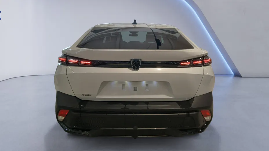 PEUGEOT 408 408 1.2 PureTech mHEV Allure S&S e-DSC6 Nowy