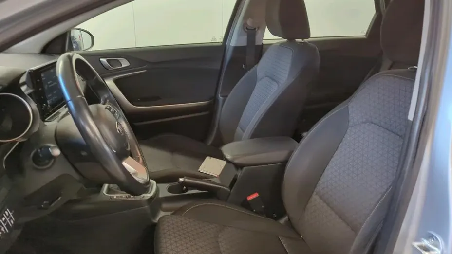 KIA Cee'd Ceed 1.6 CRDi mHEV M