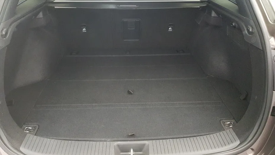 HYUNDAI i30 i30 1.5 DPI Comfort