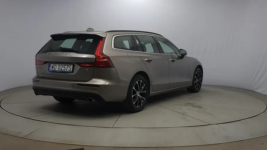 VOLVO V60 V60 B4 D Momentum Pro aut