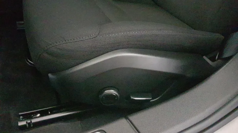 VOLVO V60 V60 B4 D Momentum Pro aut