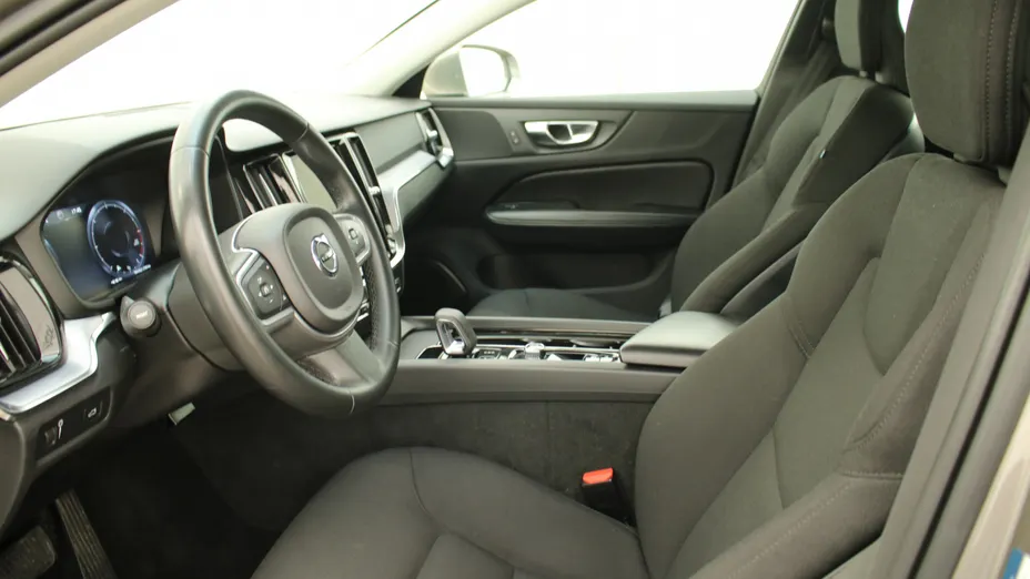 VOLVO V60 V60 B4 D Momentum Pro aut