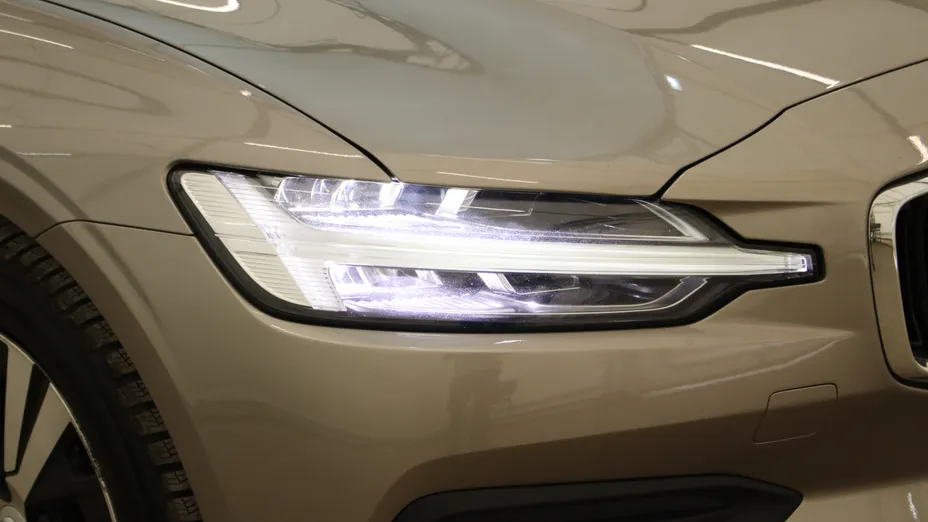 VOLVO V60 V60 B4 D Momentum Pro aut