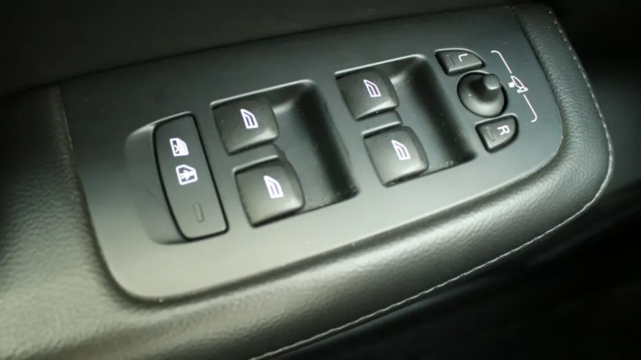 VOLVO V60 V60 B4 D Momentum Pro aut