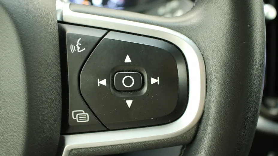 VOLVO V60 V60 B4 D Momentum Pro aut