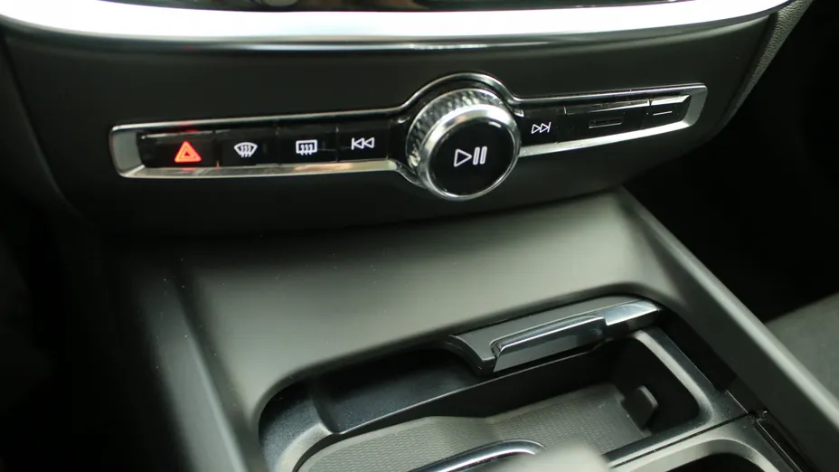 VOLVO V60 V60 B4 D Momentum Pro aut