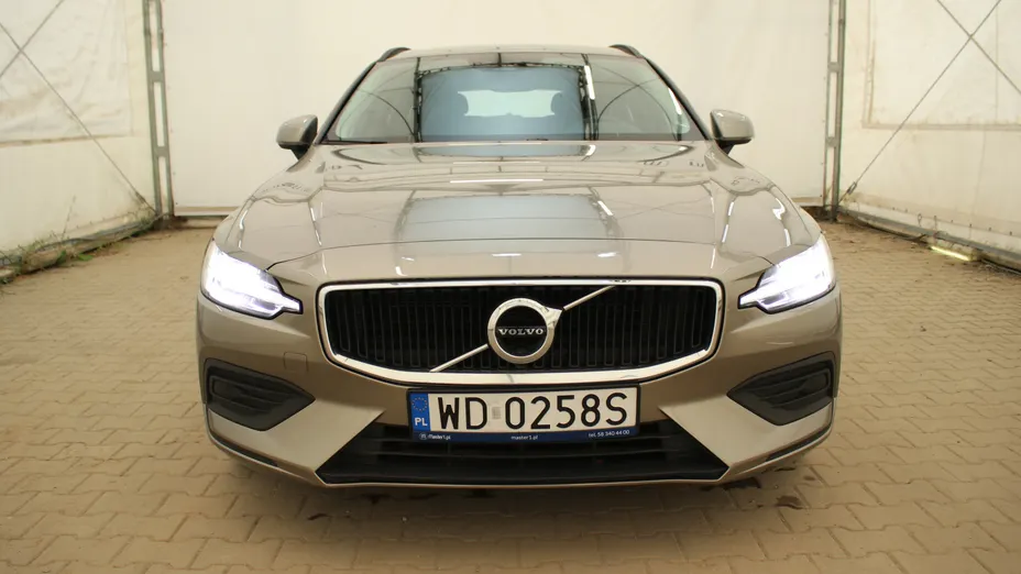 VOLVO V60 V60 B4 D Momentum Pro aut