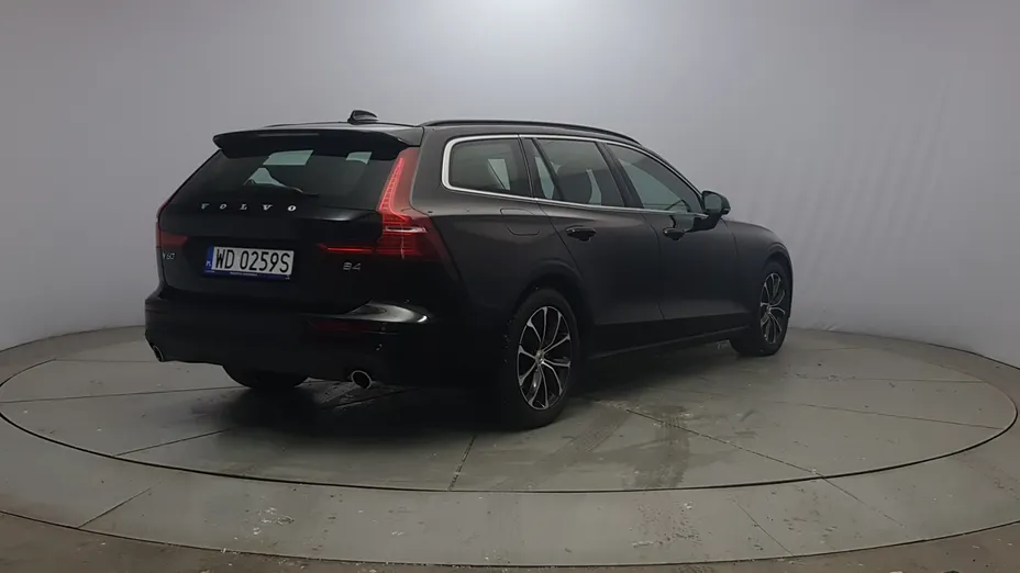 VOLVO V60 V60 B4 D Momentum Pro aut