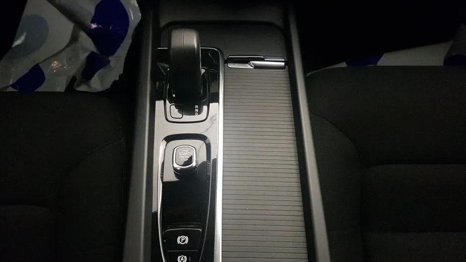 VOLVO V60 V60 B4 D Momentum Pro aut