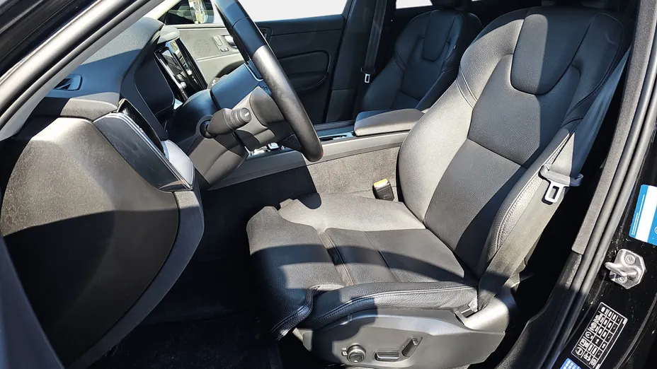 VOLVO XC60 XC60 T6 Plug-In Hybrid AWD Inscription Expression aut