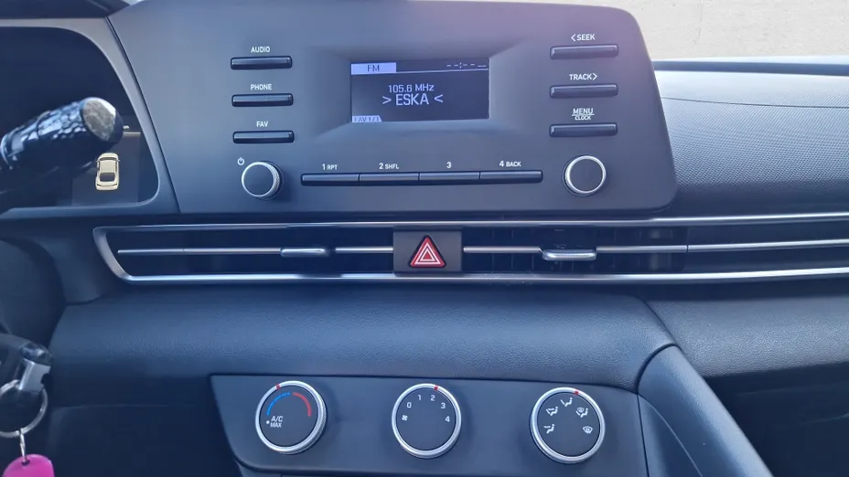 HYUNDAI Elantra Elantra 1.6 Modern