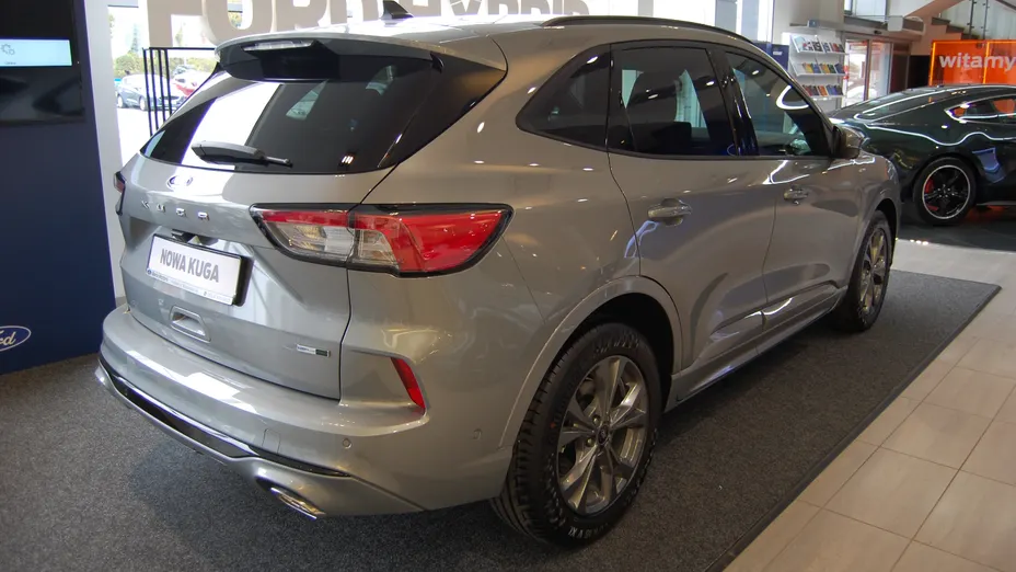FORD Kuga Kuga 2.5P PHEV FWD ST-Line Nowy
