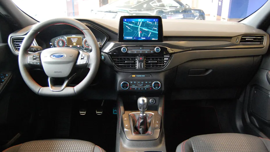 FORD Kuga Kuga 2.5P PHEV FWD ST-Line Nowy