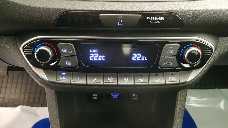 HYUNDAI i30 i30 1.5 DPI Comfort