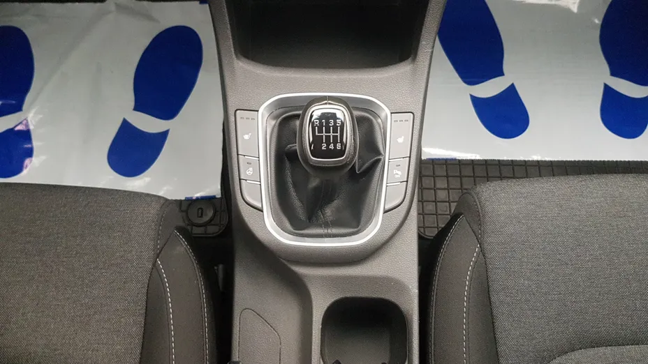 HYUNDAI i30 i30 1.5 DPI Comfort