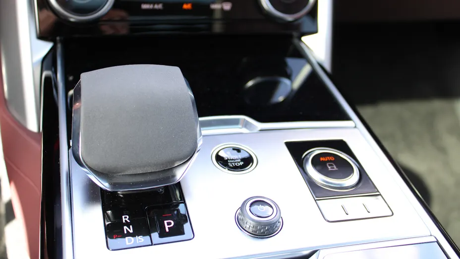 LAND ROVER Range Rover Range Rover 3.0 D300 mHEV HSE Nowy