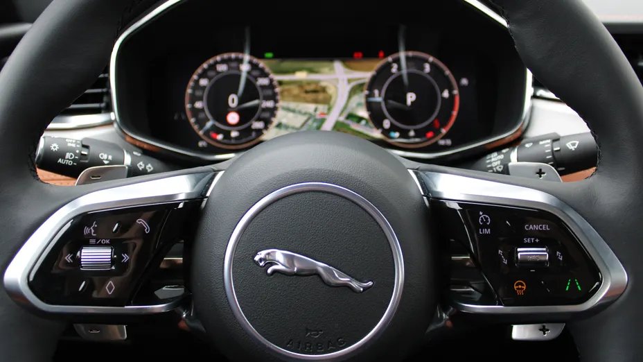 JAGUAR XF XF 2.0 D200 mHEV AWD R-Dynamic SE