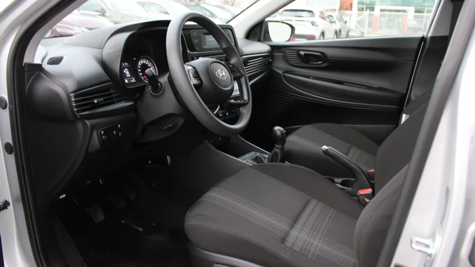 HYUNDAI i20 i20 1.2 Pure
