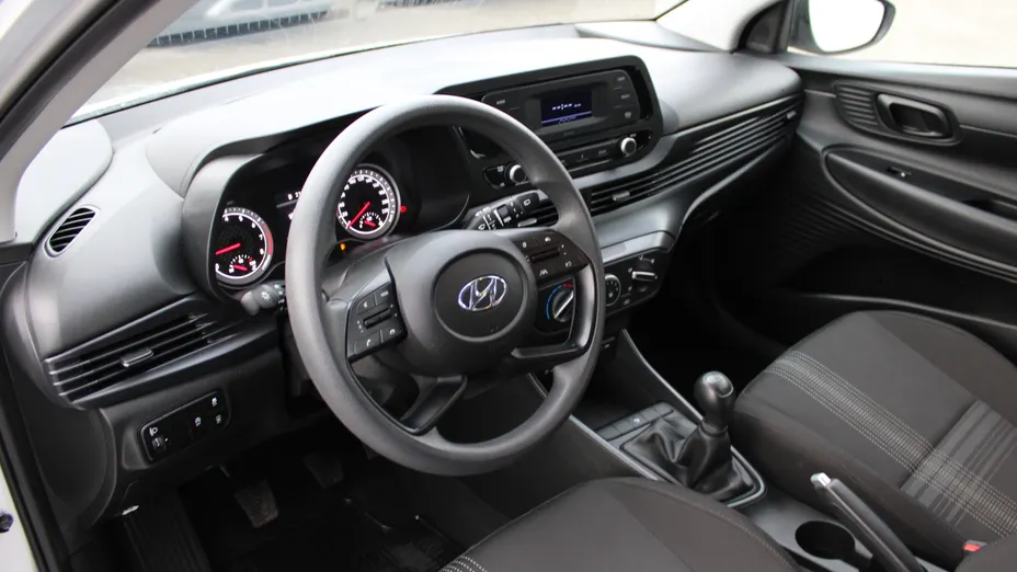 HYUNDAI i20 i20 1.2 Pure