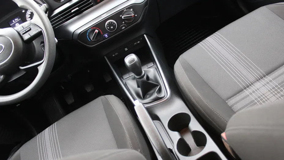 HYUNDAI i20 i20 1.2 Pure