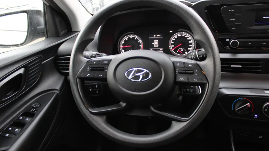 HYUNDAI i20 i20 1.2 Pure