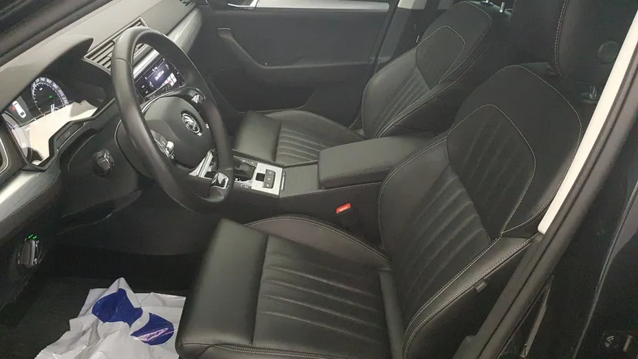 SKODA Superb Superb 2.0 TDI SCR 4x4 Ambition DSG