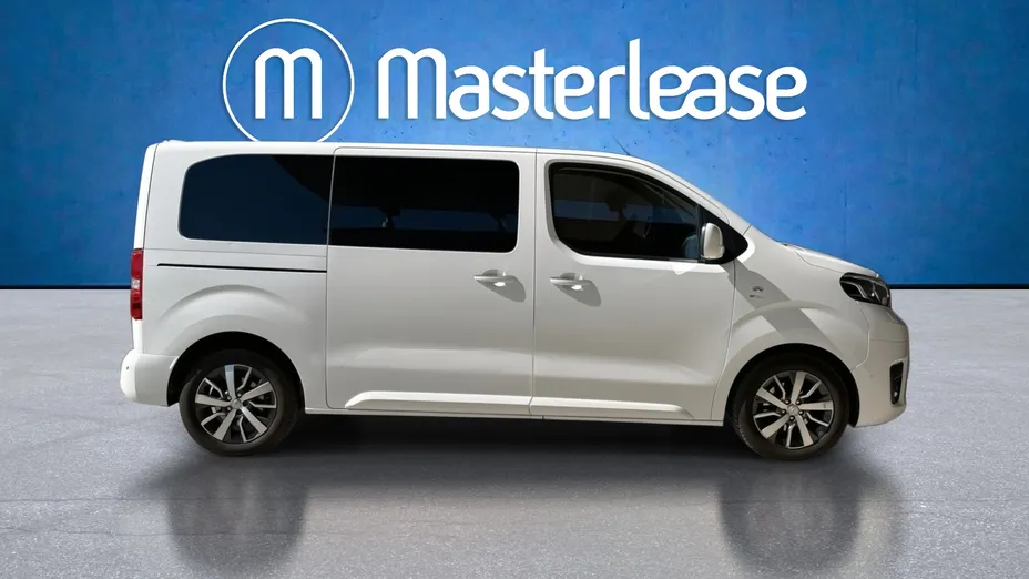 TOYOTA Proace Verso Proace Verso 2.0 D4-D Medium Family Aut.