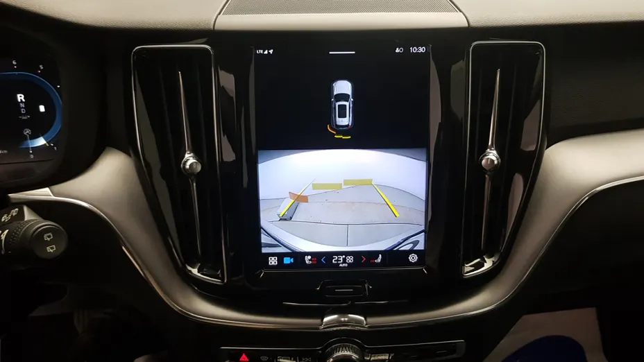 VOLVO XC60 XC60 B5 D AWD Momentum Pro aut