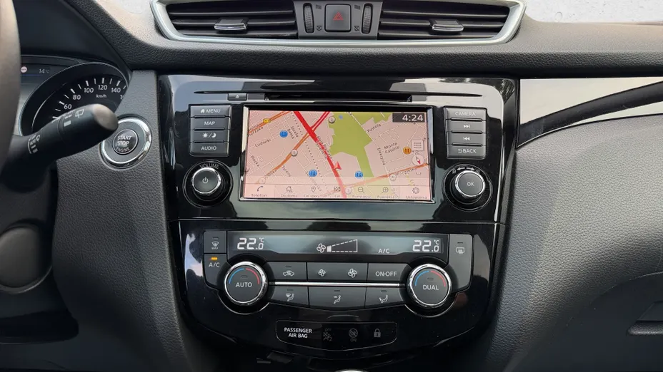 NISSAN Qashqai Qashqai 1.3 DIG-T N-Connecta DCT