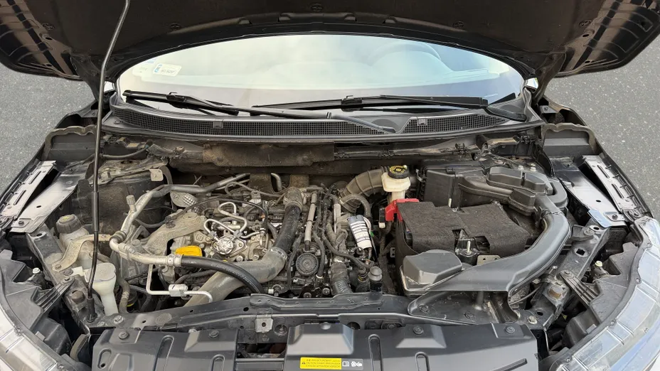 NISSAN Qashqai Qashqai 1.3 DIG-T N-Connecta DCT