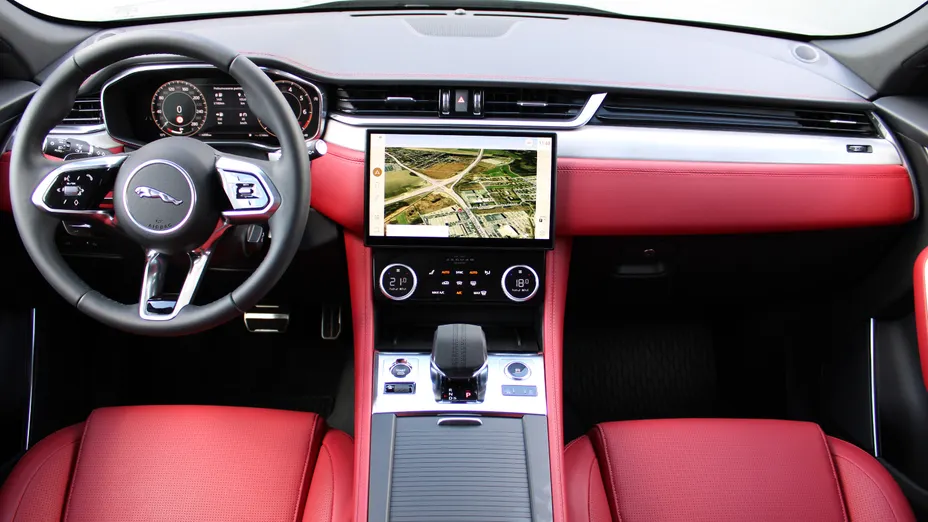 JAGUAR F-Pace F-Pace 2.0 P250 mHEV AWD R-Dynamic SE