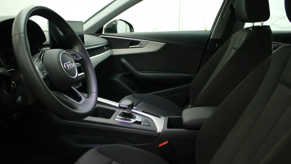 AUDI A4 A4 40 TFSI mHEV S tronic