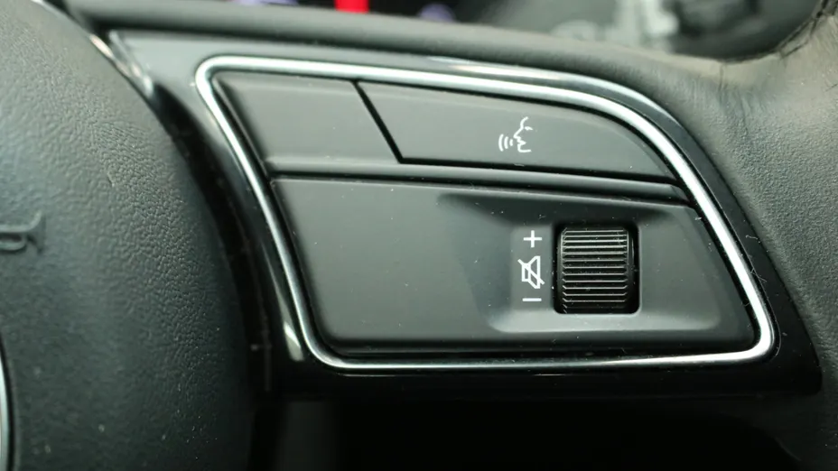 AUDI A4 A4 40 TFSI mHEV S tronic