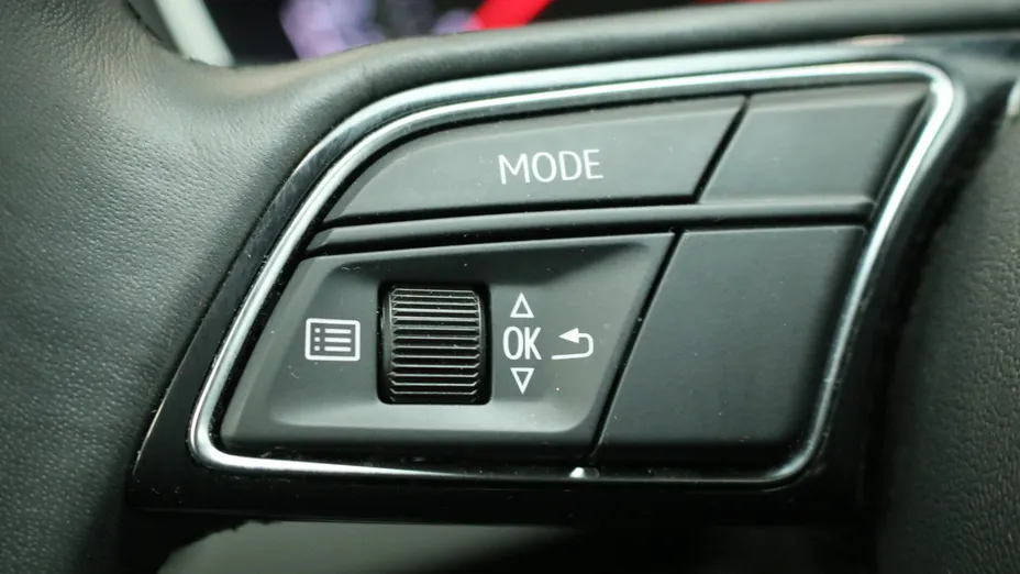 AUDI A4 A4 40 TFSI mHEV S tronic