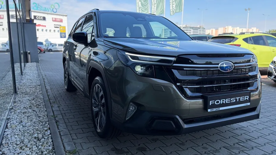 SUBARU Forester Forester 2.0i-L Platinum (EyeSight) Lineartronic