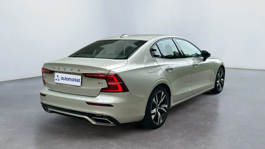 VOLVO S60 S60 B4 B R-Design aut