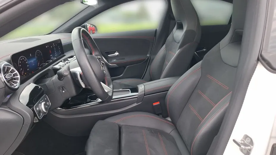 MERCEDES-BENZ CLA CLA 180 mHEV AMG Line 7G-DCT