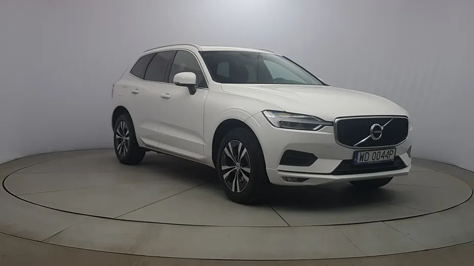 VOLVO XC60 XC60 B4 B Momentum Pro aut