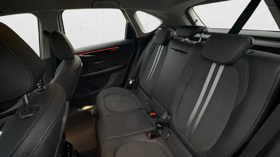 BMW Seria 2 220d xDrive Sport Line aut