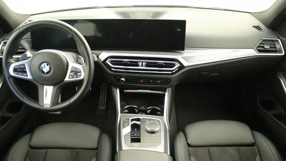 BMW Seria 3 320i M Sport aut