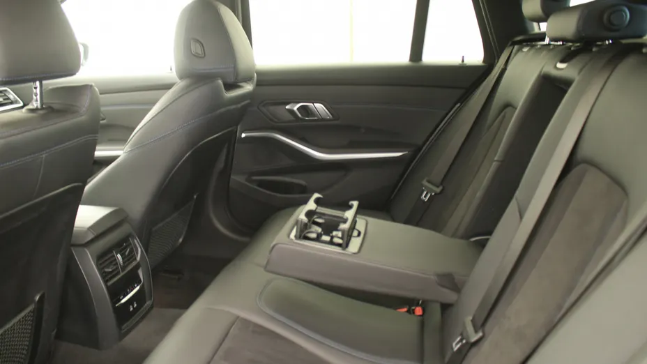 BMW Seria 3 320i M Sport aut