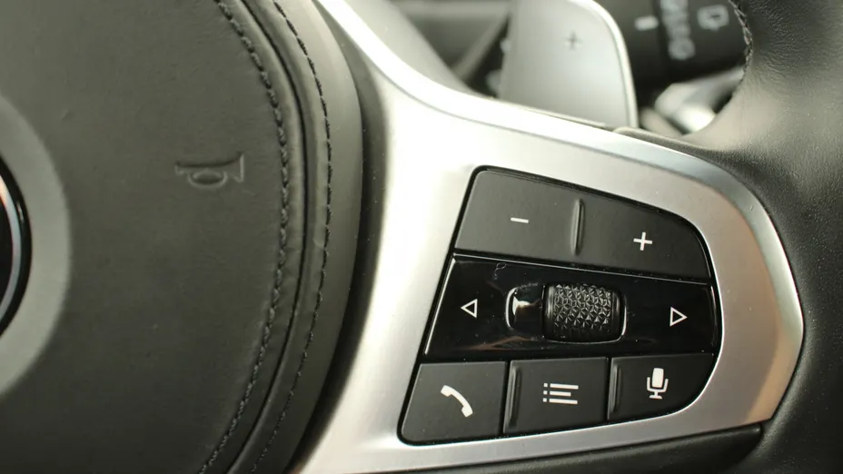 BMW Seria 3 320i M Sport aut