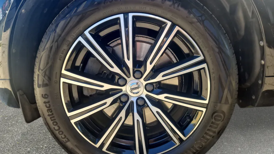 VOLVO XC60 XC60 B5 D AWD Inscription aut