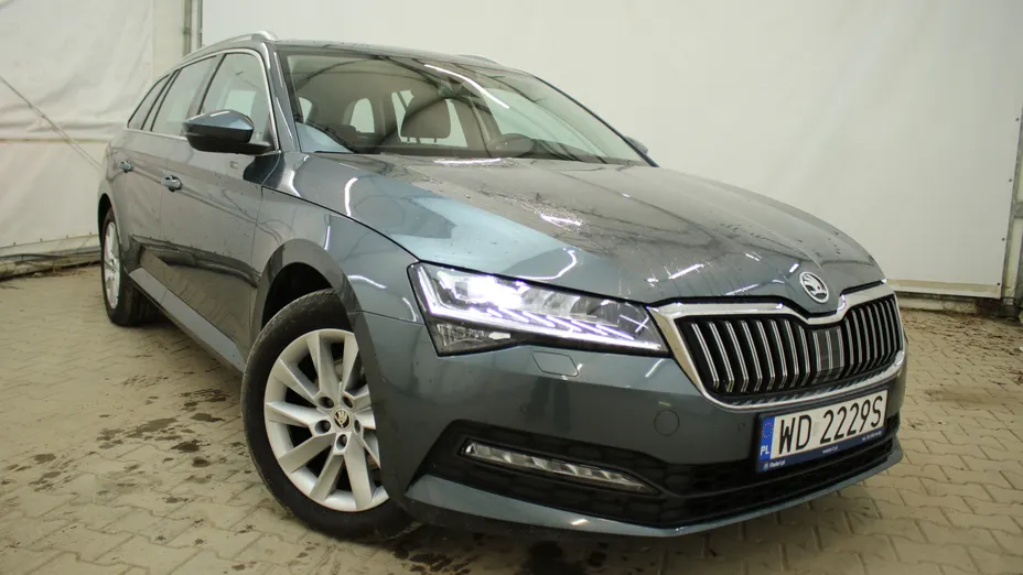SKODA Superb Superb 2.0 TDI SCR Ambition DSG