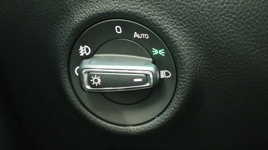 SKODA Superb Superb 2.0 TDI SCR Ambition DSG