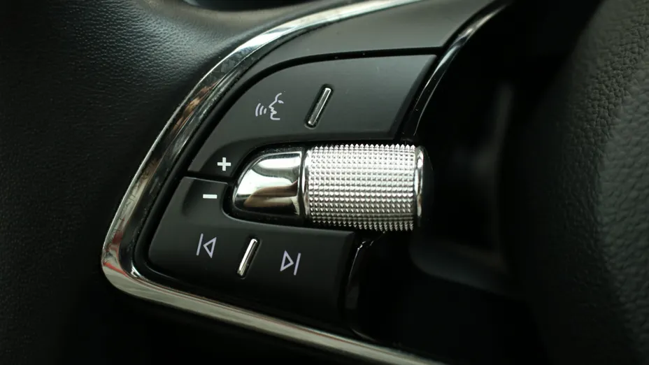 SKODA Superb Superb 2.0 TDI SCR Ambition DSG