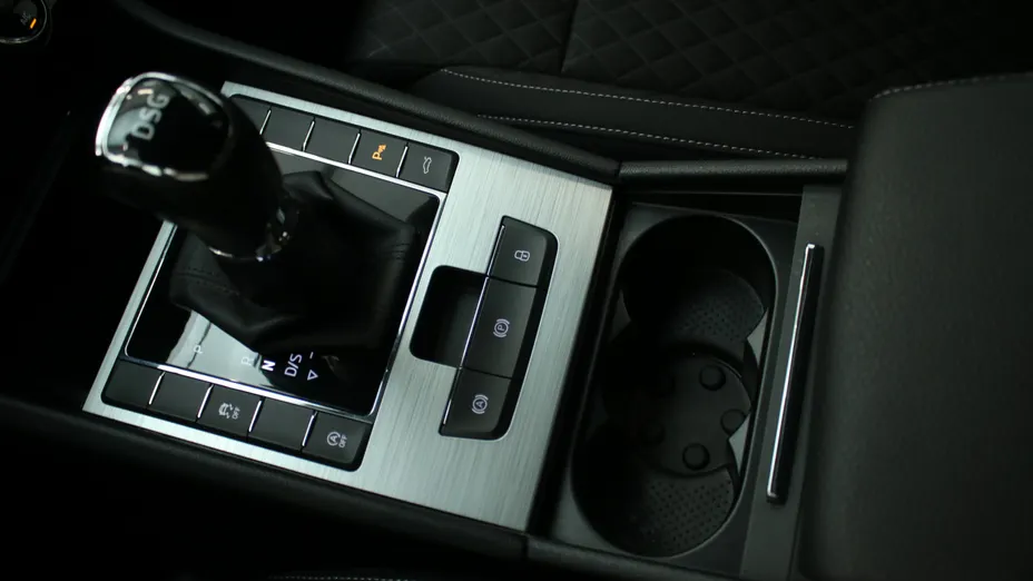 SKODA Superb Superb 2.0 TDI SCR Ambition DSG