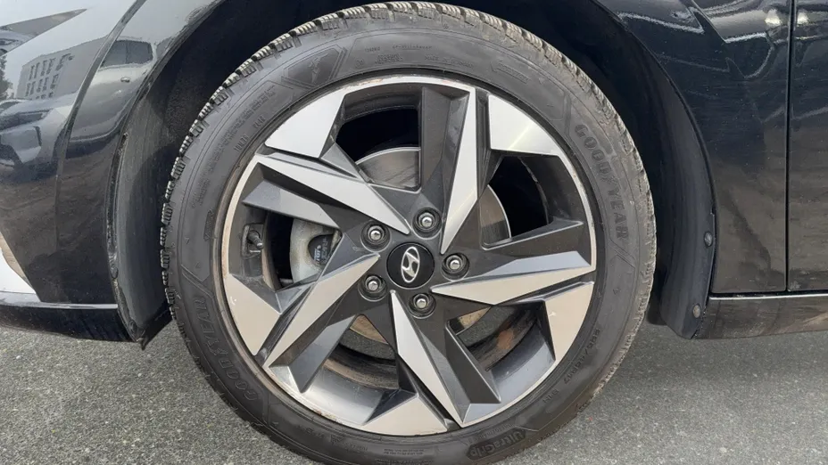 HYUNDAI Elantra Elantra 1.6 Executive CVT