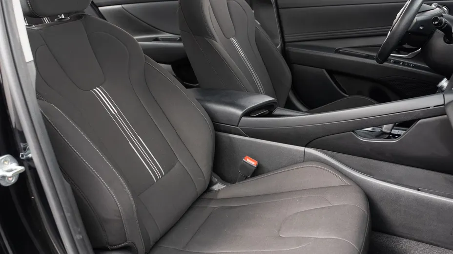 HYUNDAI Elantra Elantra 1.6 Executive CVT
